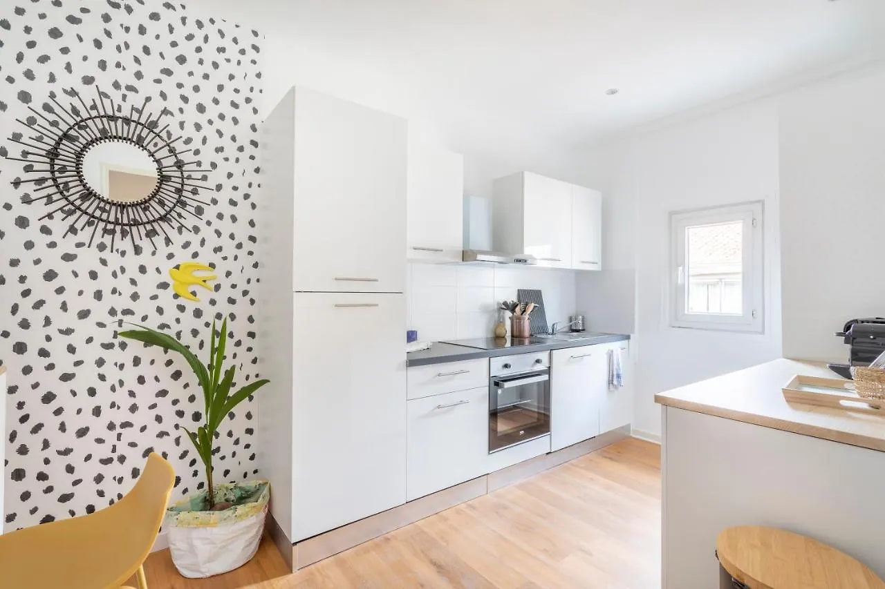 Apartmán Le Funiculaire - Au Pied De Notre Dame De La Garde Marseille 0*,  Francie