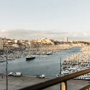 4* מלון New Le Quai - Vieux Port